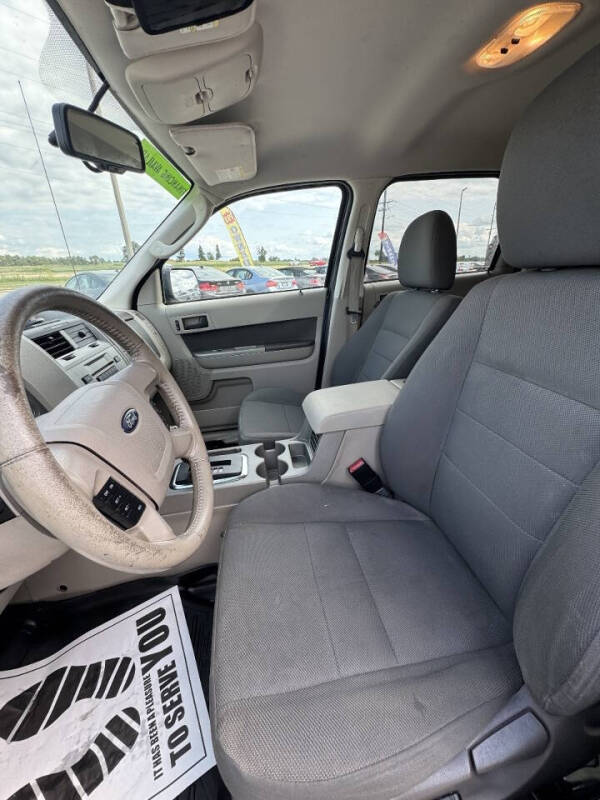 2009 Ford Escape XLT
