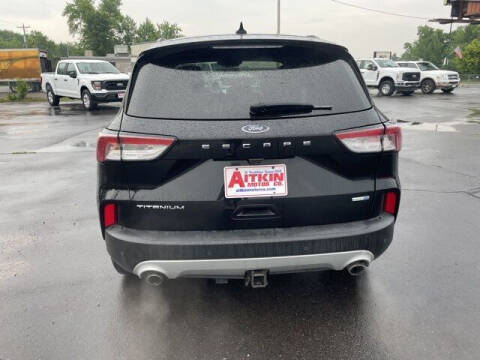 2020 Ford Escape Titanium