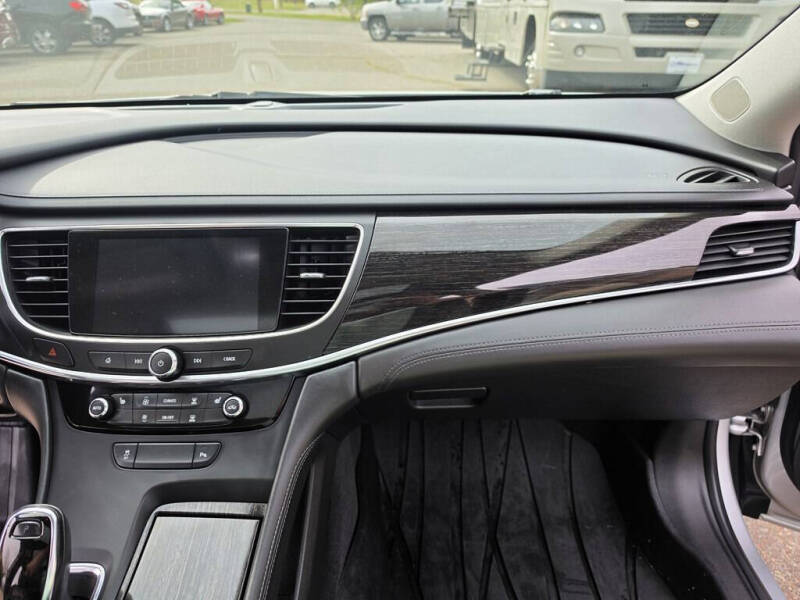 2017 Buick LaCrosse Essence