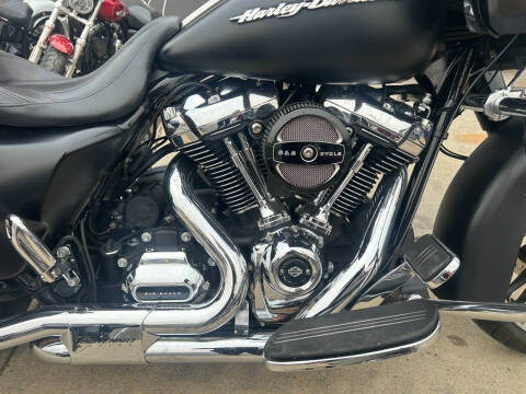 2017 Harley-Davidson Road Glide Special FLTRXS