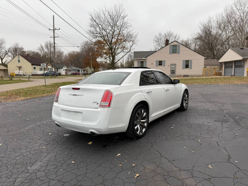 2014 Chrysler 300 S