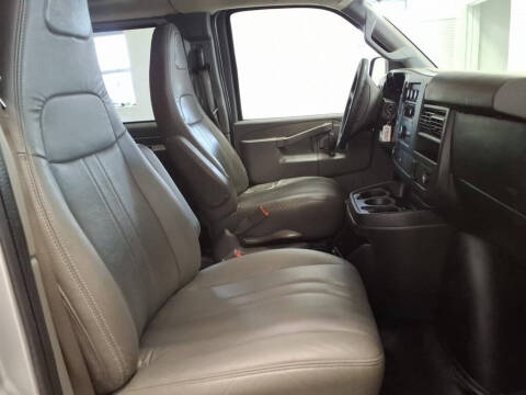 2017 Chevrolet Express LS 3500