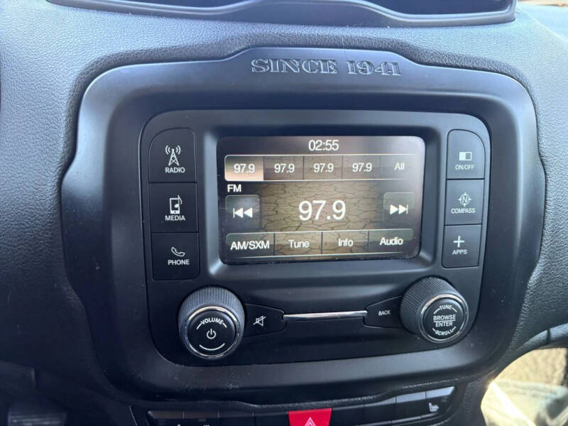 2017 Jeep Renegade Deserthawk