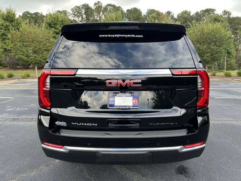 2025 GMC Yukon Elevation