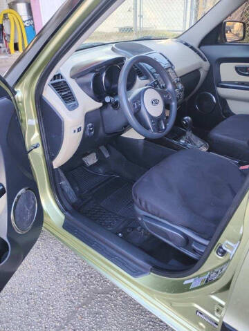 2011 Kia Soul +