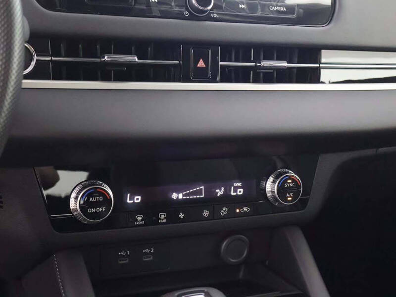 2026 Mitsubishi Outlander ES