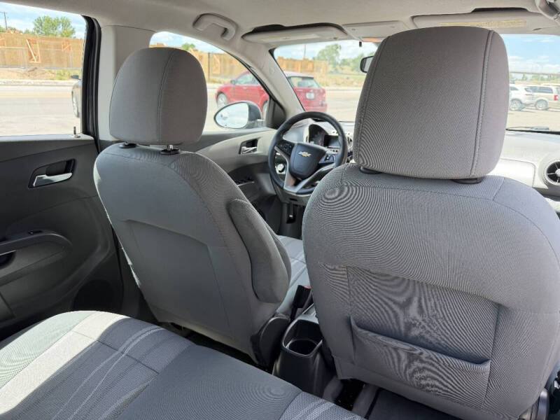 2013 Chevrolet Sonic LT Auto
