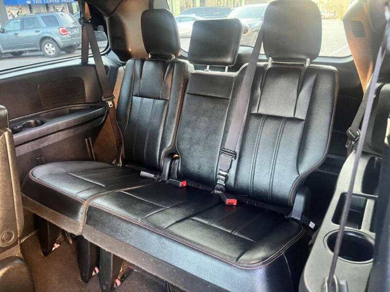 2015 Dodge Grand Caravan R/T