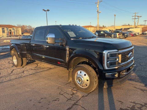 2024 Ford F-450 Super Duty Platinum