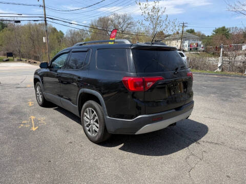 2017 GMC Acadia SLE-2