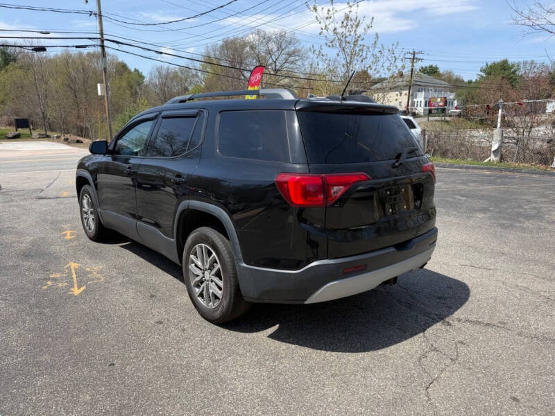 2017 GMC Acadia SLE-2