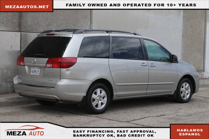 2004 Toyota Sienna