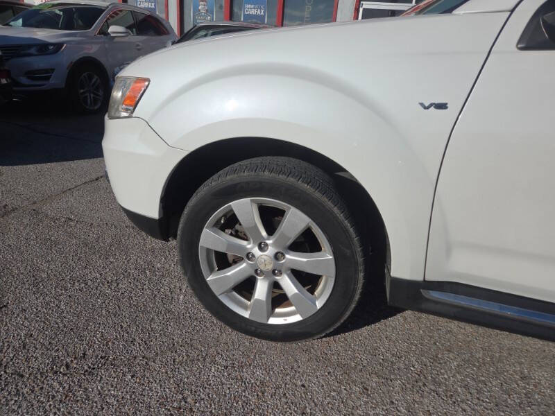 2012 Mitsubishi Outlander GT