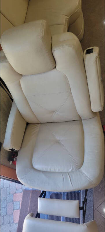 2010 Newmar Ventana 3933