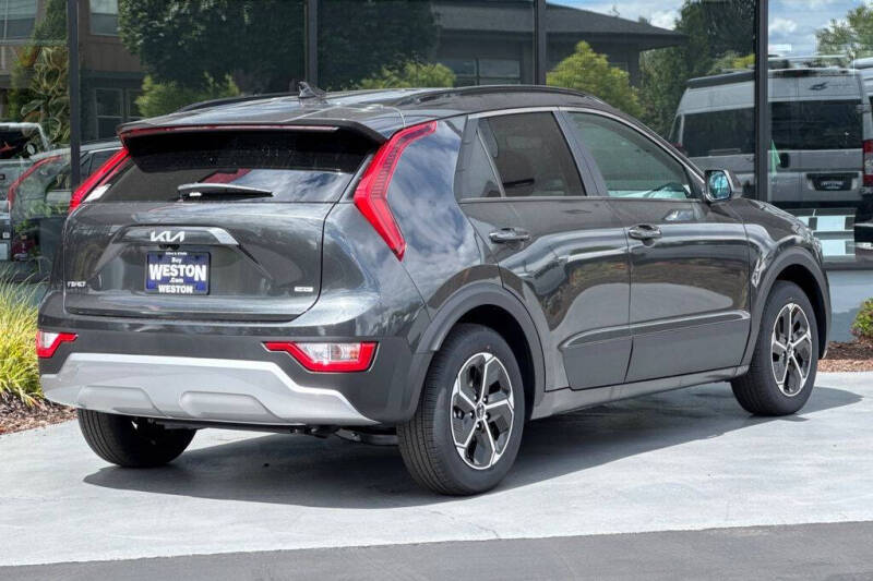 2026 Kia Niro LX