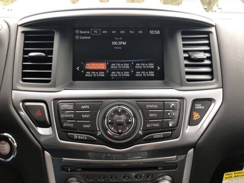 2019 Nissan Pathfinder SL