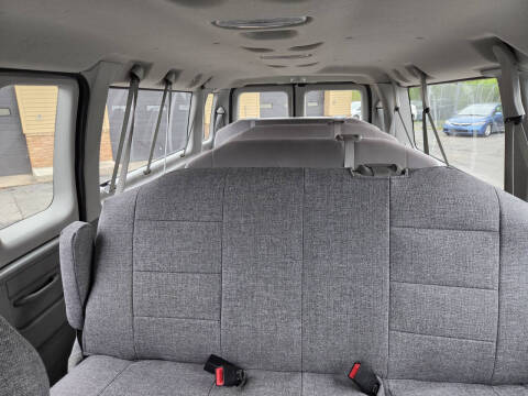 2012 Ford E-Series E-350 SD XLT