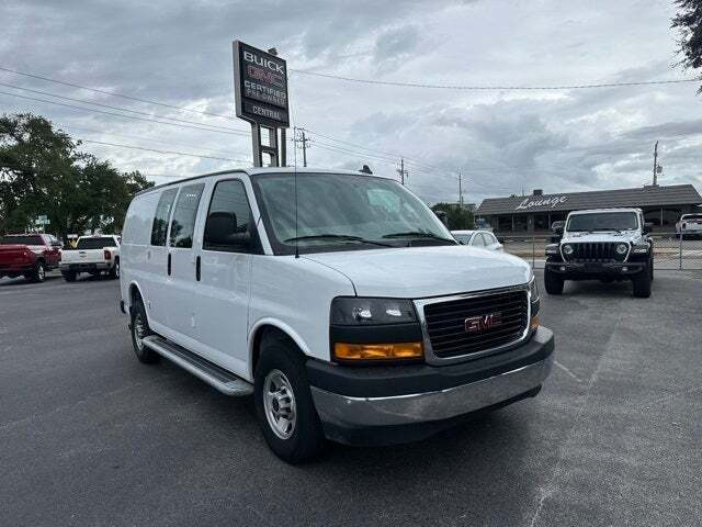 2022 GMC Savana 2500