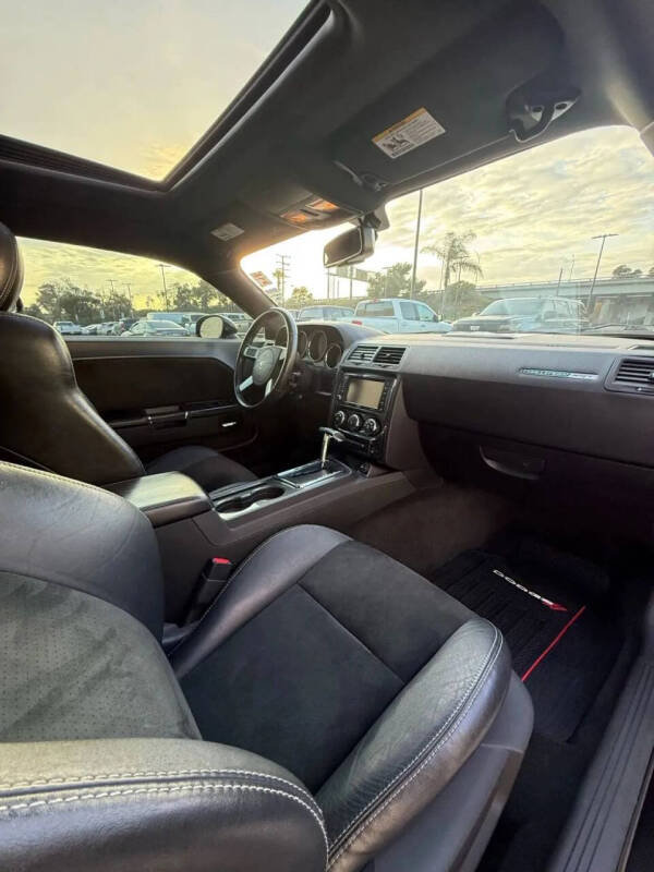 2010 Dodge Challenger SRT8