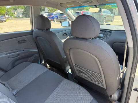 2009 Kia Rio5