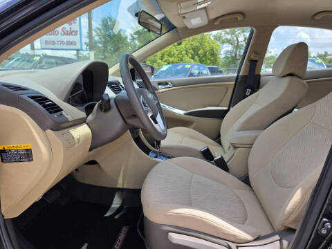 2012 Hyundai Accent GLS