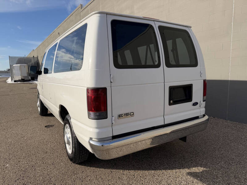 2007 Ford E-Series E-150 XLT