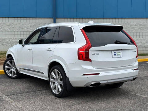 2017 Volvo XC90 T8 eAWD Inscription