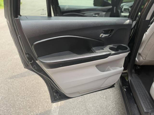 2016 Honda Pilot LX