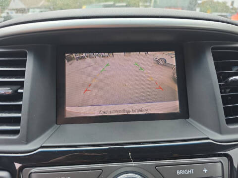 2014 Nissan Pathfinder SV