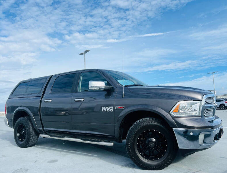 2016 RAM Ram 1500 Pickup Laramie photo 2