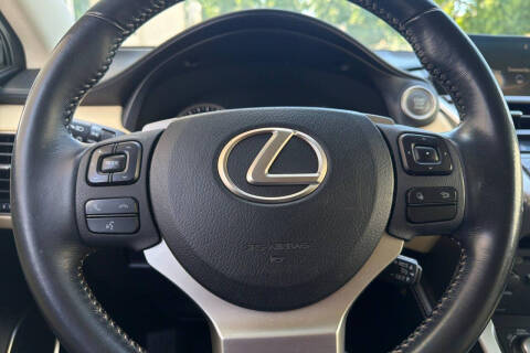 2017 Lexus NX 200t