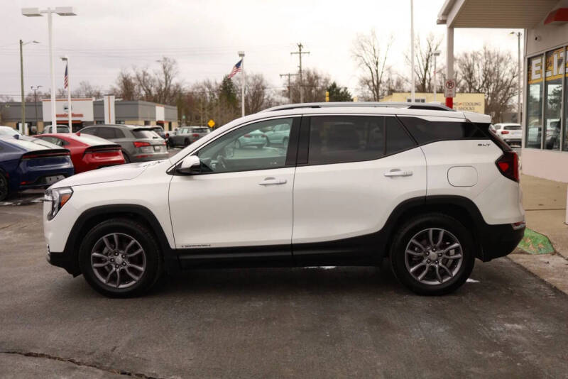 2023 GMC Terrain SLT