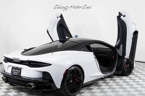 2023 McLaren GT
