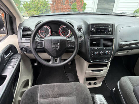 2016 Dodge Grand Caravan American Value Package