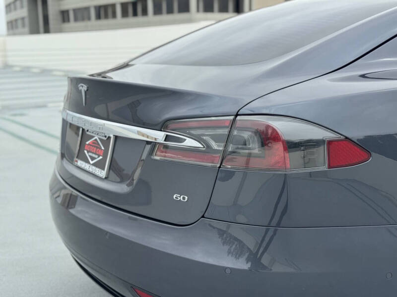 2016 Tesla Model S