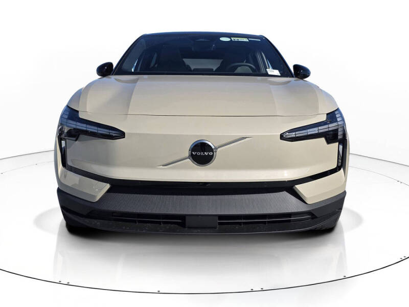 2026 Volvo EX30 Plus