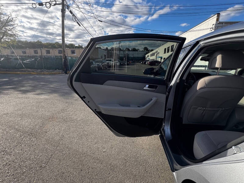 2017 Hyundai Sonata SE