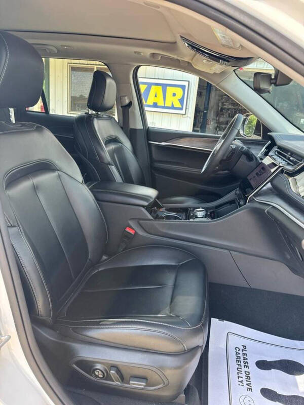 2023 Jeep Grand Cherokee