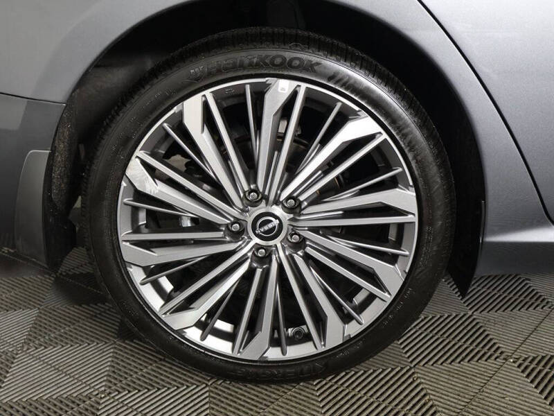 2024 Nissan Altima 2.5 SL