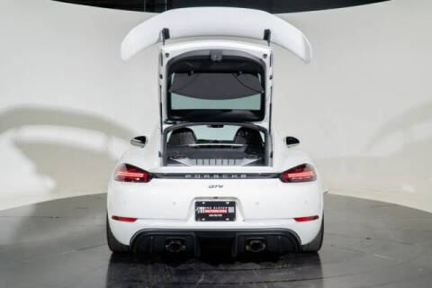 2020 Porsche 718 Cayman GT4