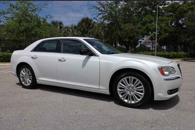 2013 Chrysler 300