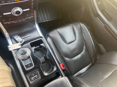 2019 Ford Edge Titanium