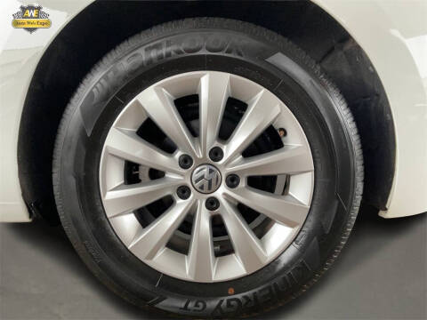 2019 Volkswagen Beetle Convertible 2.0T S