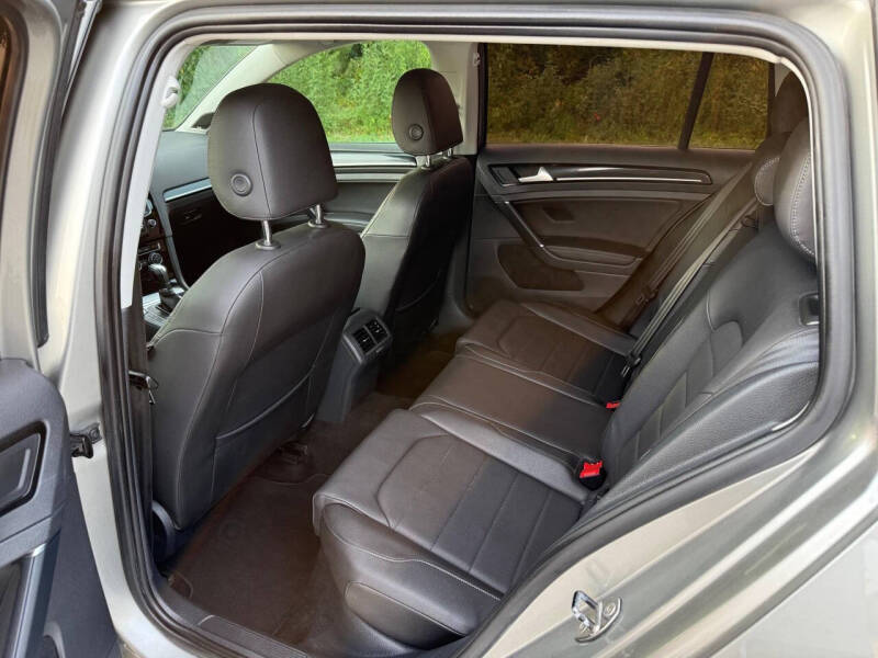 2015 Volkswagen Golf SportWagen TDI SEL