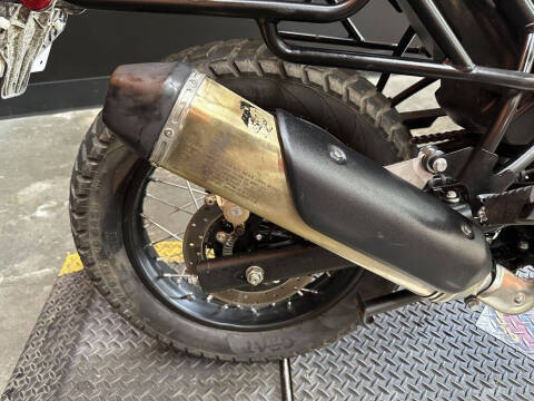 2023 Royal Enfield Himalayan Mirage Silver
