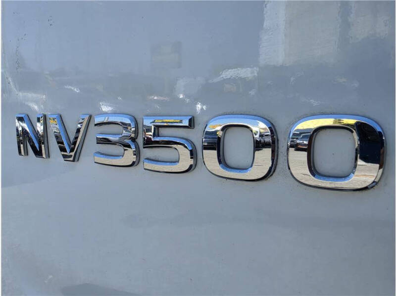 2017 Nissan NV