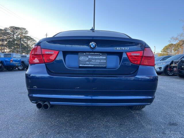 2011 BMW 3 Series 328i