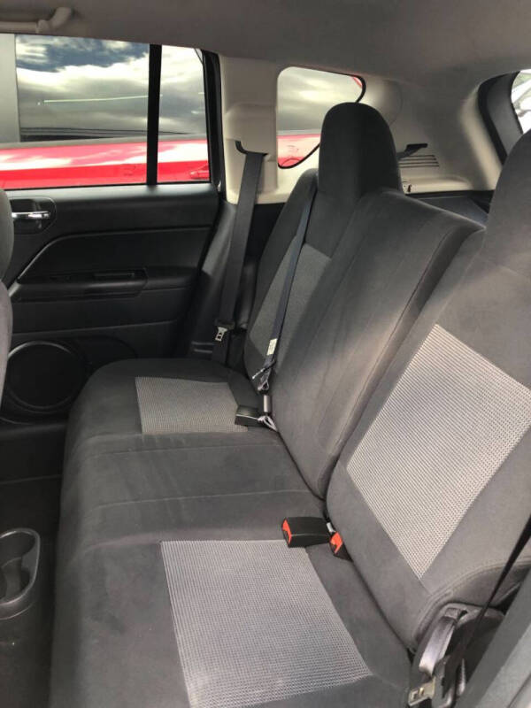 2011 Jeep Compass Sport