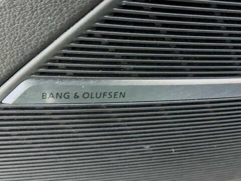 2022 Audi Q8 quattro Premium Plus 55 TFSI