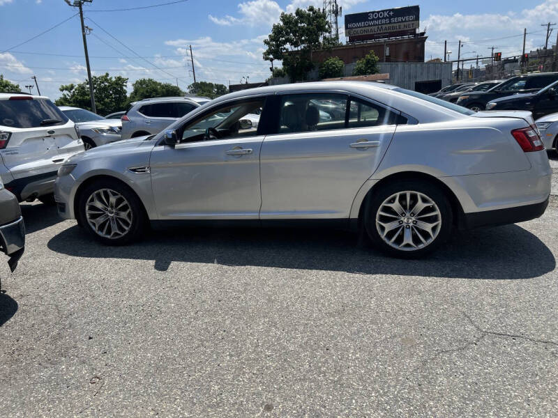 2014 Ford Taurus Limited